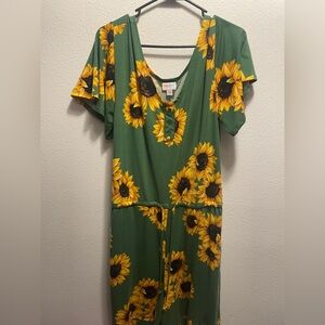 M LuLaRoe Xanthe romper sunflower green